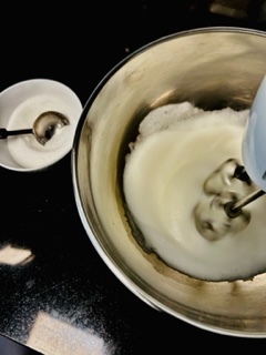 Bombe Alaska - Meringue - Step 3