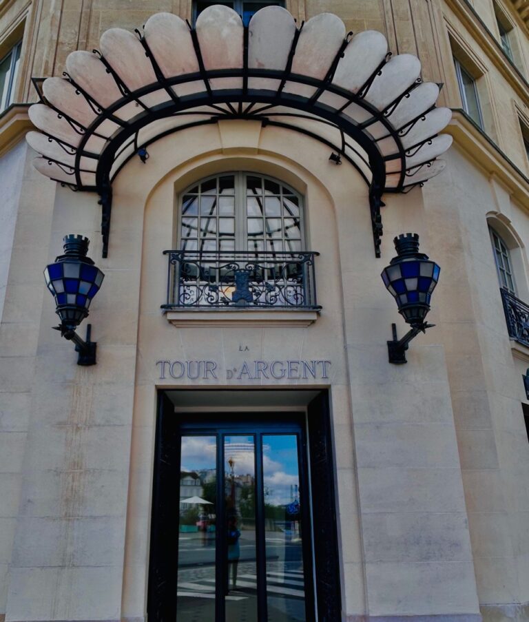 La Tour d'Argent - Cover Image