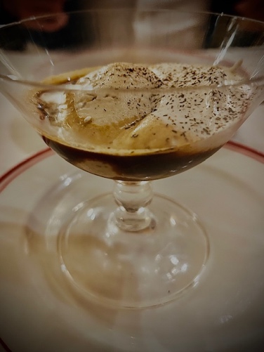 Affogato dessert