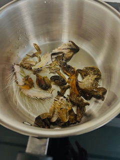 Smoked Mussel Spaghetti - Sauce - Step 2