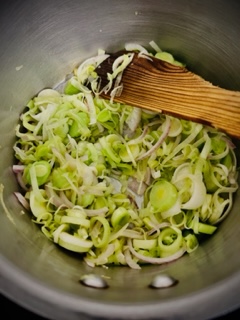 Truffle Scented Vichyssoise - Stock - Step 4