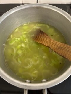 Truffle Scented Vichyssoise - Stock - Step 7