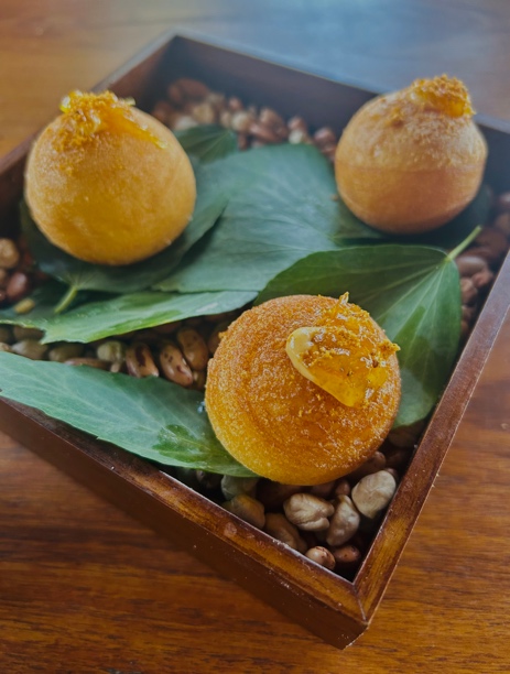 ‘Askalu’… smoked Cheese beignets, orange marmalade